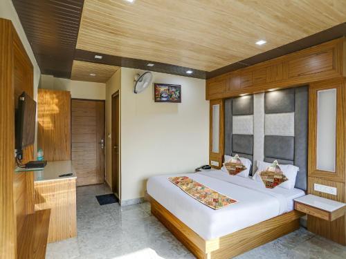 Hotel Jai Deluxe- Paharganj Railway Station 4*